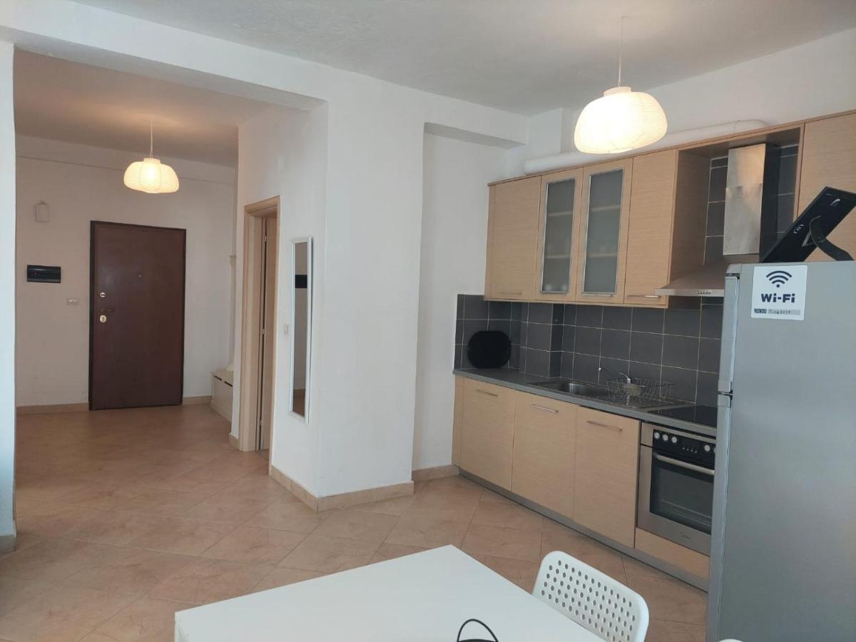 Apartament Ilir *